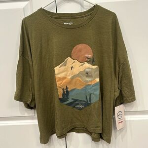 NWT - Wrangler short sleeve graphic tee